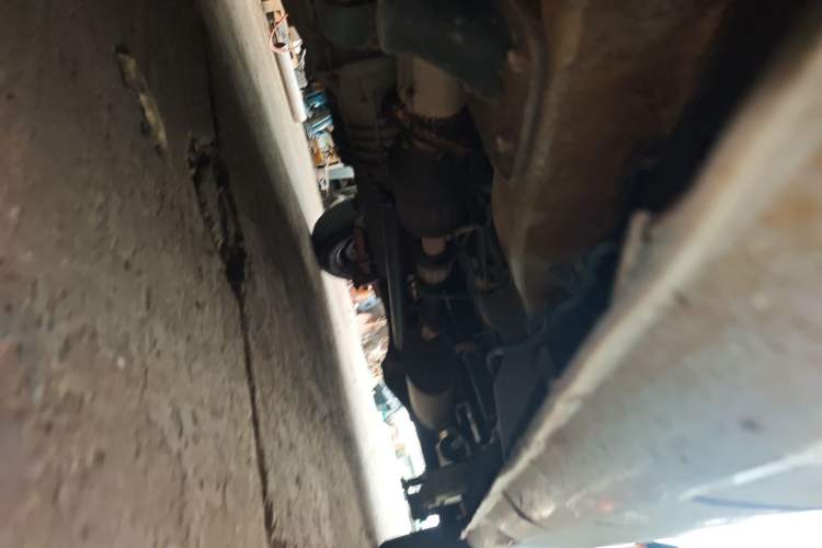 Used Dongfeng Xiaokang V29 2012 1.2L Standard Version Chassis Front Left