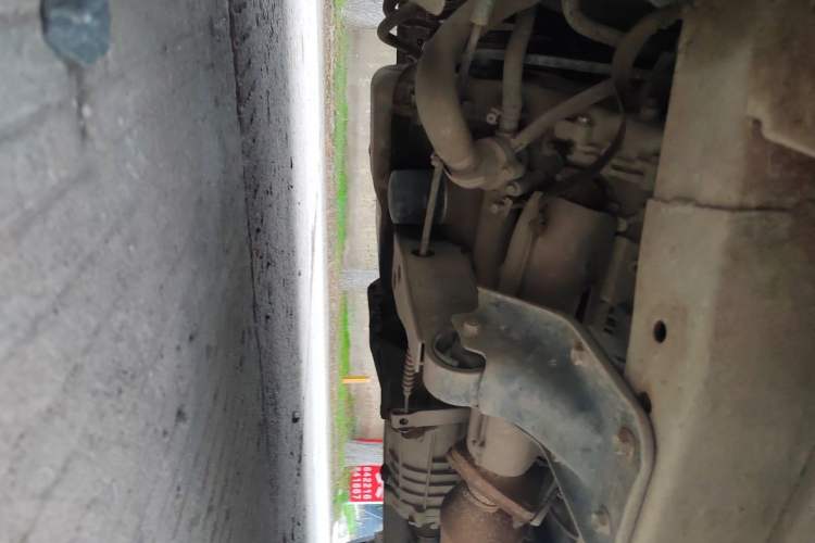 Used Dongfeng Xiaokang V29 2012 1.2L Standard Version Chassis Front Left