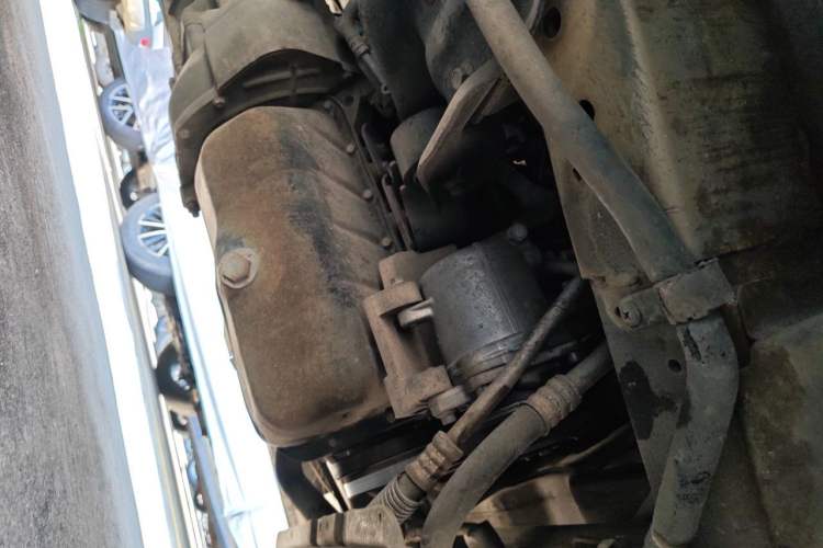 Used Dongfeng Xiaokang V29 2012 1.2L Standard Version Chassis Front Right
