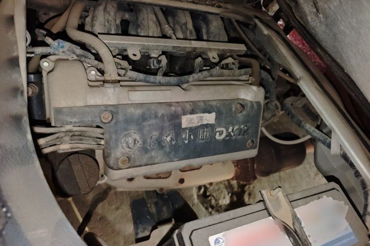 Used Dongfeng Xiaokang V29 2012 1.2L Standard Version Engine Bay