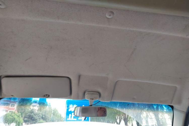 Used Dongfeng Xiaokang V29 2012 1.2L Standard Version Headliner