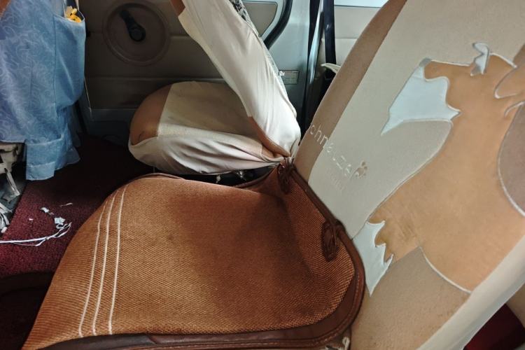Used Dongfeng Xiaokang V29 2012 1.2L Standard Version Left Rear Seat