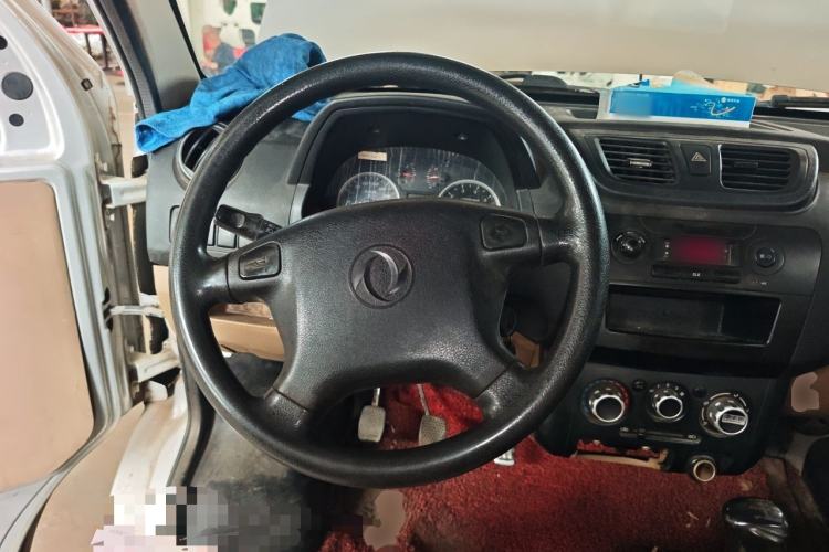 Used Dongfeng Xiaokang V29 2012 1.2L Standard Version Steering Wheel