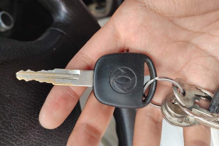 Used Dongfeng Xiaokang V29 2012 1.2L Standard Version Vehicle Key