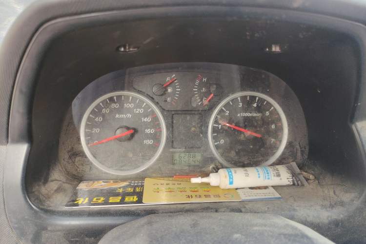 Used Dongfeng Xiaokang V29 2012 1.2L Standard Version Instrument Cluster