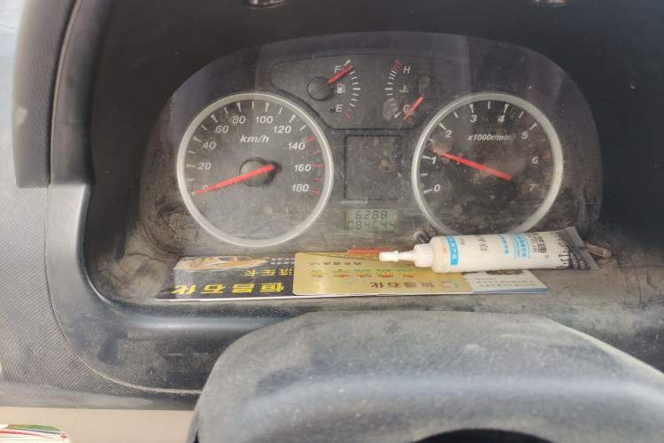 Used Dongfeng Xiaokang V29 2012 1.2L Standard Version Odometer Close Up