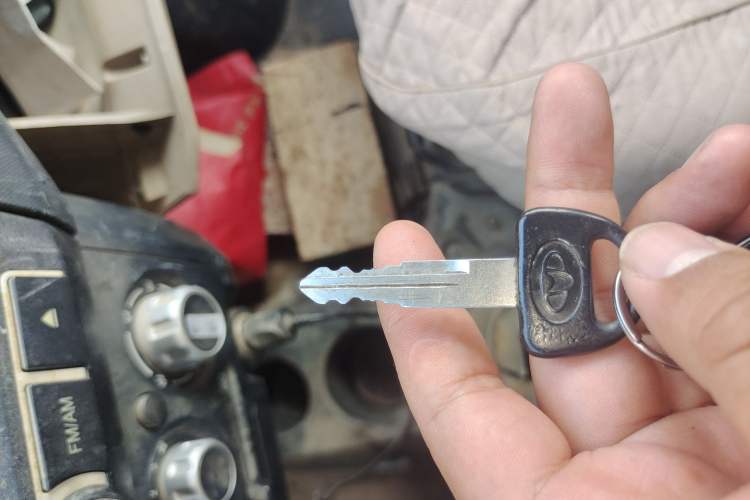 Used Dongfeng Xiaokang V29 2012 1.2L Standard Version Vehicle Key