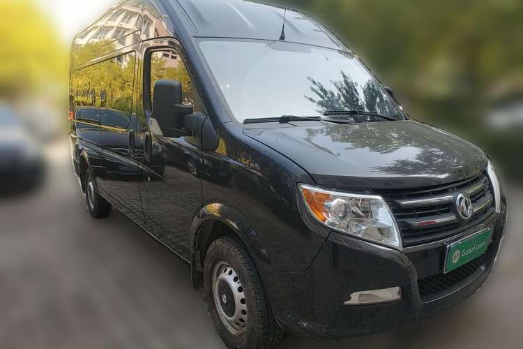 Used Dongfeng Yufeng 2016 2.5T Lingyun Edition Yulibao Long Wheelbase High-Roof National V ZD25 Front Right 45 Deg
