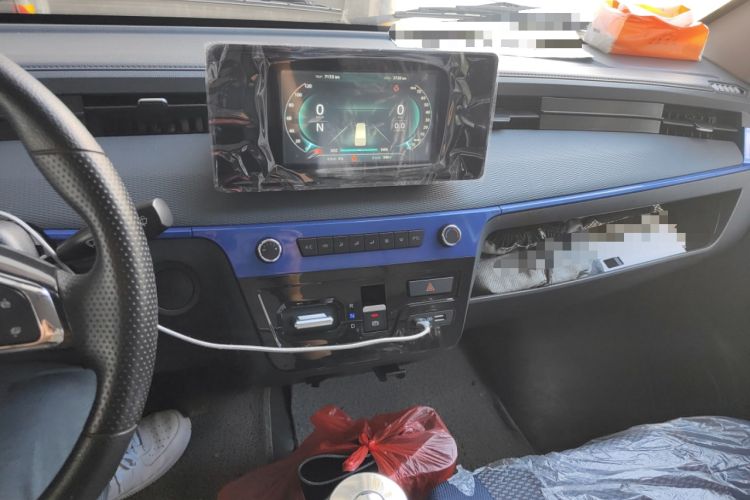 Used Dongfeng Yufeng EM27 2024 EM27L Eves Power 41.86 kWh Audio And AC Panel