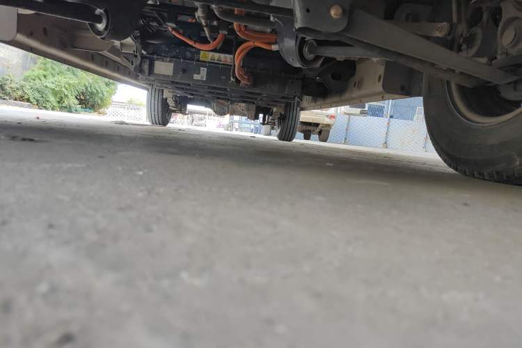Used Dongfeng Yufeng EM27 2024 EM27L Eves Power 41.86 kWh Chassis Front
