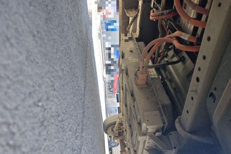 Used Dongfeng Yufeng EM27 2024 EM27L Eves Power 41.86 kWh Chassis Front Left