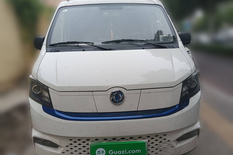 Used Dongfeng Yufeng EM27 2024 EM27 CATL 38.64 kWh Front