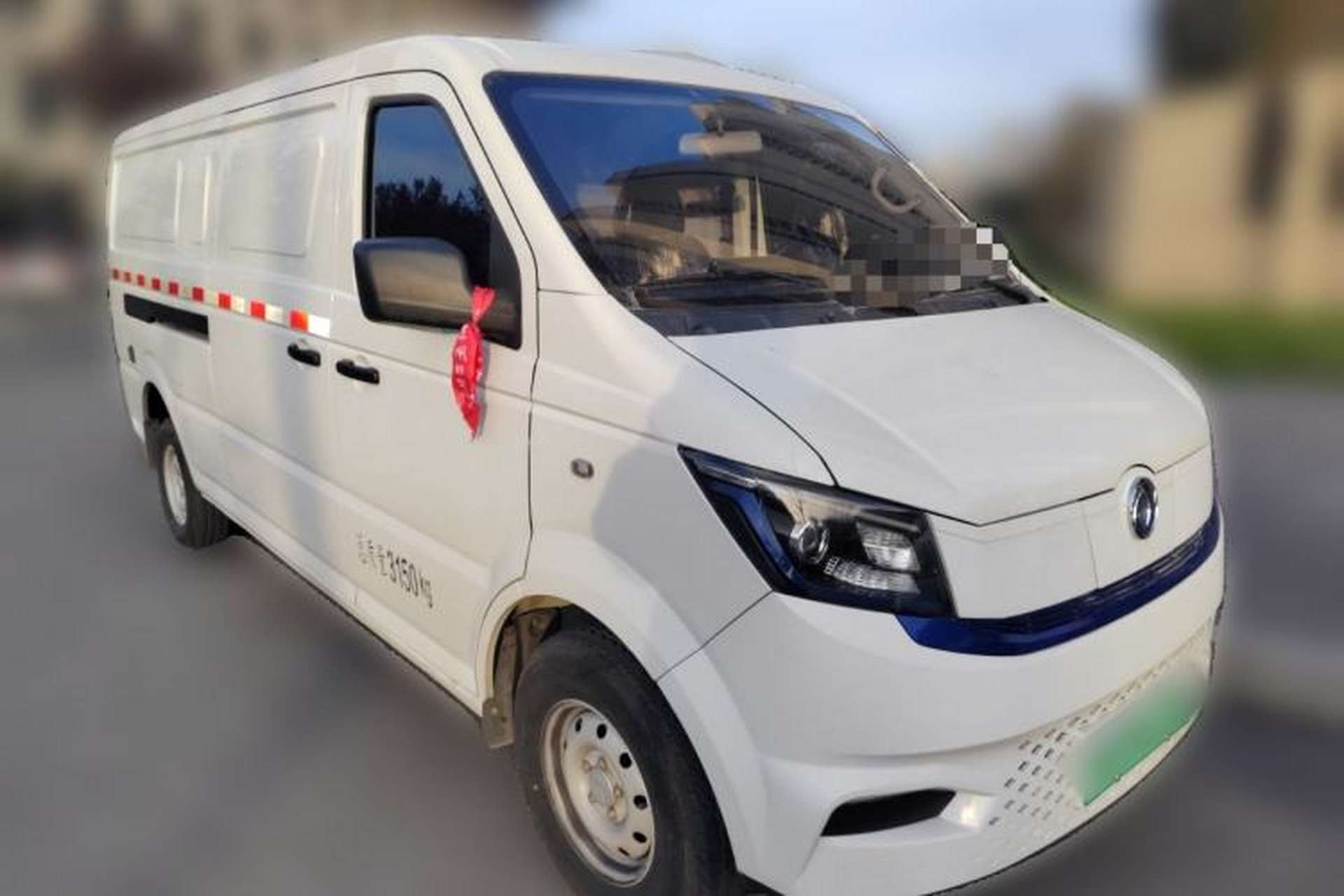 Used Dongfeng Yufeng EM27 2024 EM27L Eves Power 41.86 kWh Front Right 45 Deg