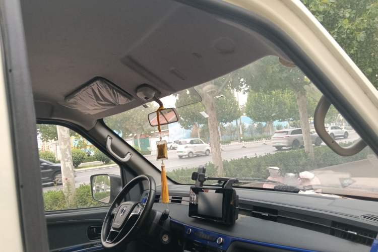 Used Dongfeng Yufeng EM27 2024 EM27 CATL 38.64 kWh Headliner