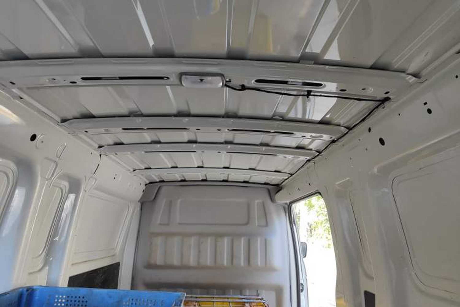 Used Dongfeng Yufeng EM27 2024 EM27L Eves Power 41.86 kWh Headliner
