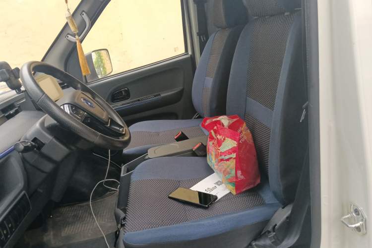 Used Dongfeng Yufeng EM27 2024 EM27 CATL 38.64 kWh Left Front Seat