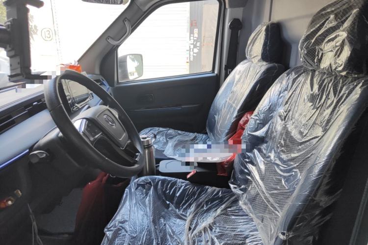 Used Dongfeng Yufeng EM27 2024 EM27L Eves Power 41.86 kWh Left Front Seat