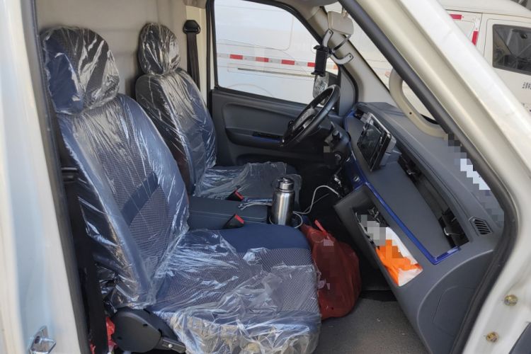Used Dongfeng Yufeng EM27 2024 EM27L Eves Power 41.86 kWh Left Rear Seat