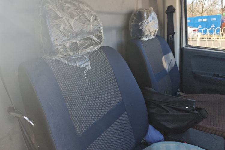 Used Dongfeng Yufeng EM27 2024 EM27L Eves Power 41.86 kWh Left Rear Seat