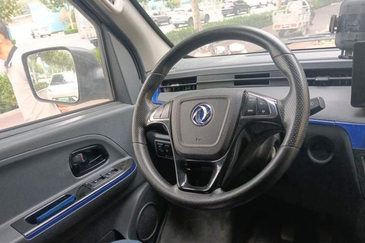 Used Dongfeng Yufeng EM27 2024 EM27 CATL 38.64 kWh Steering Wheel