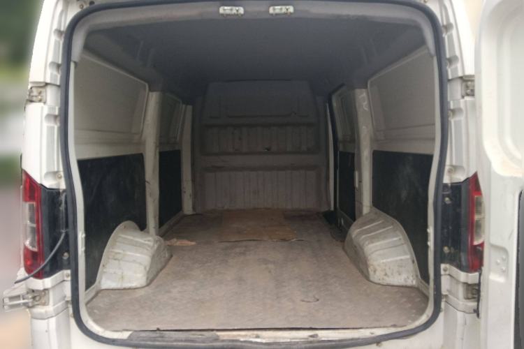 Used Dongfeng Yufeng EM27 2024 EM27 CATL 38.64 kWh Trunk