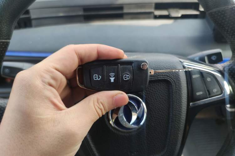 Used Dongfeng Yufeng EM27 2024 EM27L Henan Lidong 41.472 kWh Vehicle Key