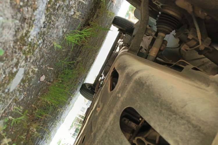 Used Dongfeng Yufeng EM27  Chassis Front
