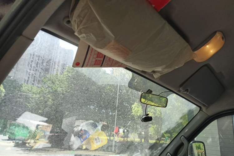 Used Dongfeng Yufeng EM27  Headliner