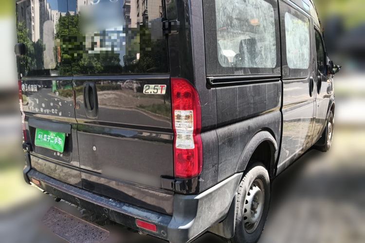 Used Dongfeng Yufeng EM27  Rear Right 45 Deg