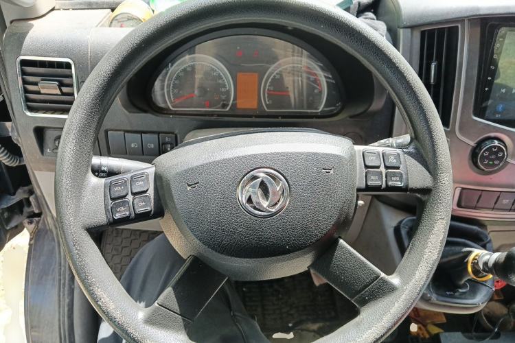 Used Dongfeng Yufeng EM27  Steering Wheel