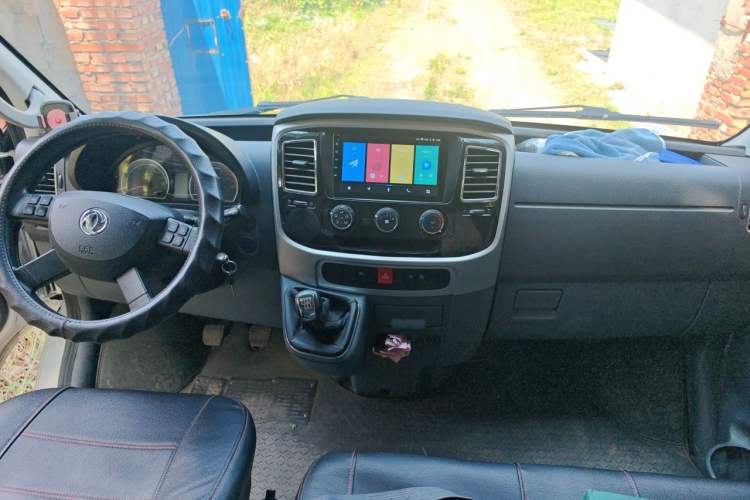 Used Dongfeng Yufeng EM27  Center Console