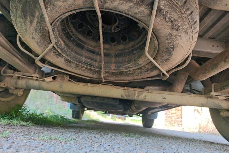Used Dongfeng Yufeng EM27  Chassis Rear