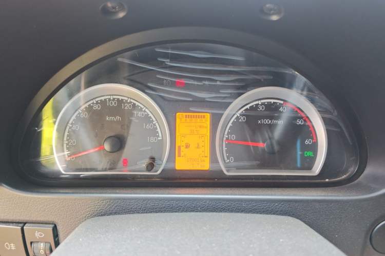 Used Dongfeng Yufeng EM27  Instrument Cluster