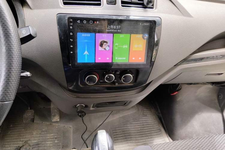 Used Dongfeng Yufeng EM27  Audio And AC Panel
