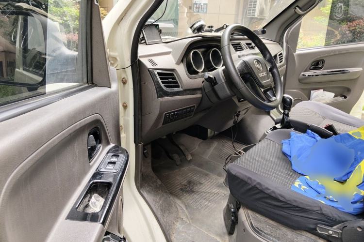 Used Dongfeng Yufeng EM27  Driver Seat