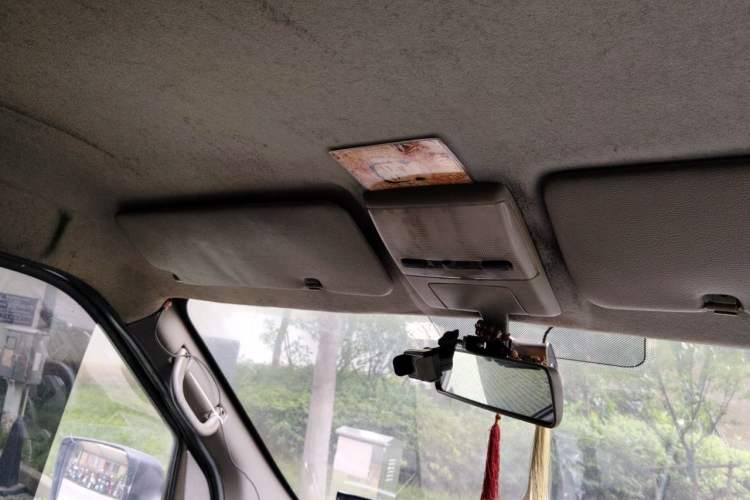Used Dongfeng Yufeng EM27  Headliner