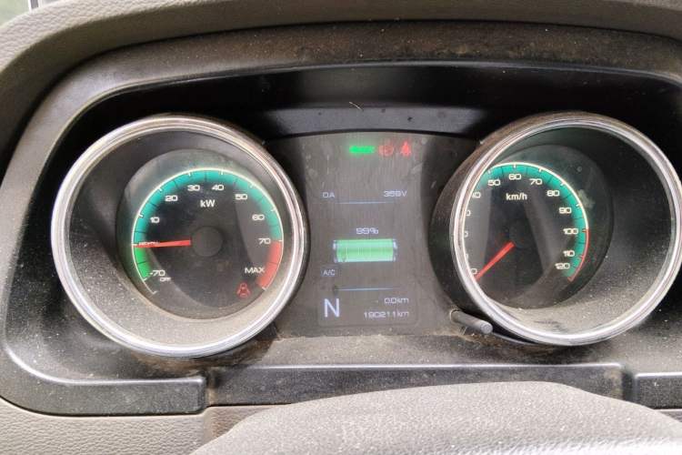 Used Dongfeng Yufeng EM27  Instrument Cluster
