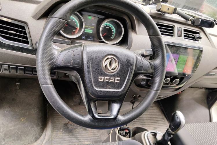 Used Dongfeng Yufeng EM27  Steering Wheel