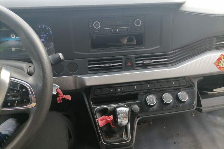 Used Dongfeng Yufeng EM27  Audio And AC Panel