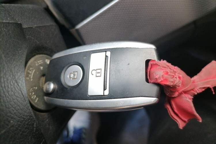 Used Dongfeng Yufeng EM27  Vehicle Key