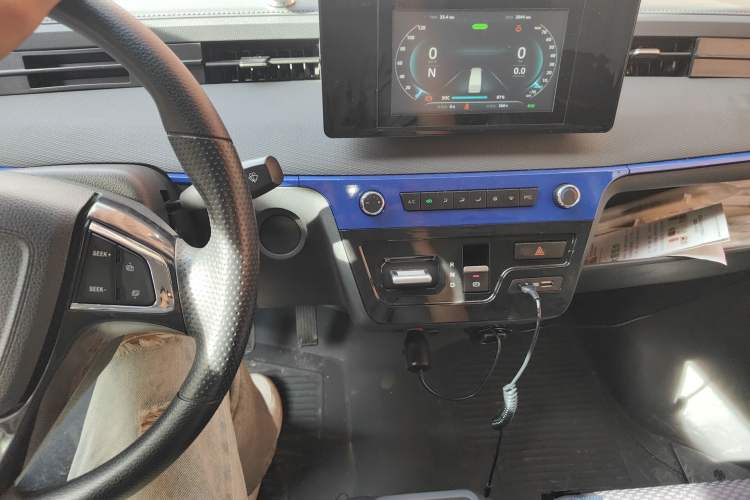 Used Dongfeng Yufeng EM27 2024 EM27L Henan Lidong 41.472 kWh Audio And AC Panel