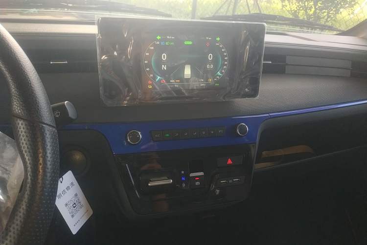 Used Dongfeng Yufeng EM27 2024 EM27L Henan Lidong 41.472 kWh Audio And AC Panel