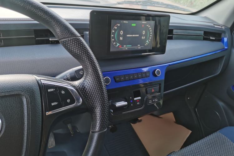 Used Dongfeng Yufeng EM27 2024 EM27L Eves Power 41.86 kWh Audio And AC Panel