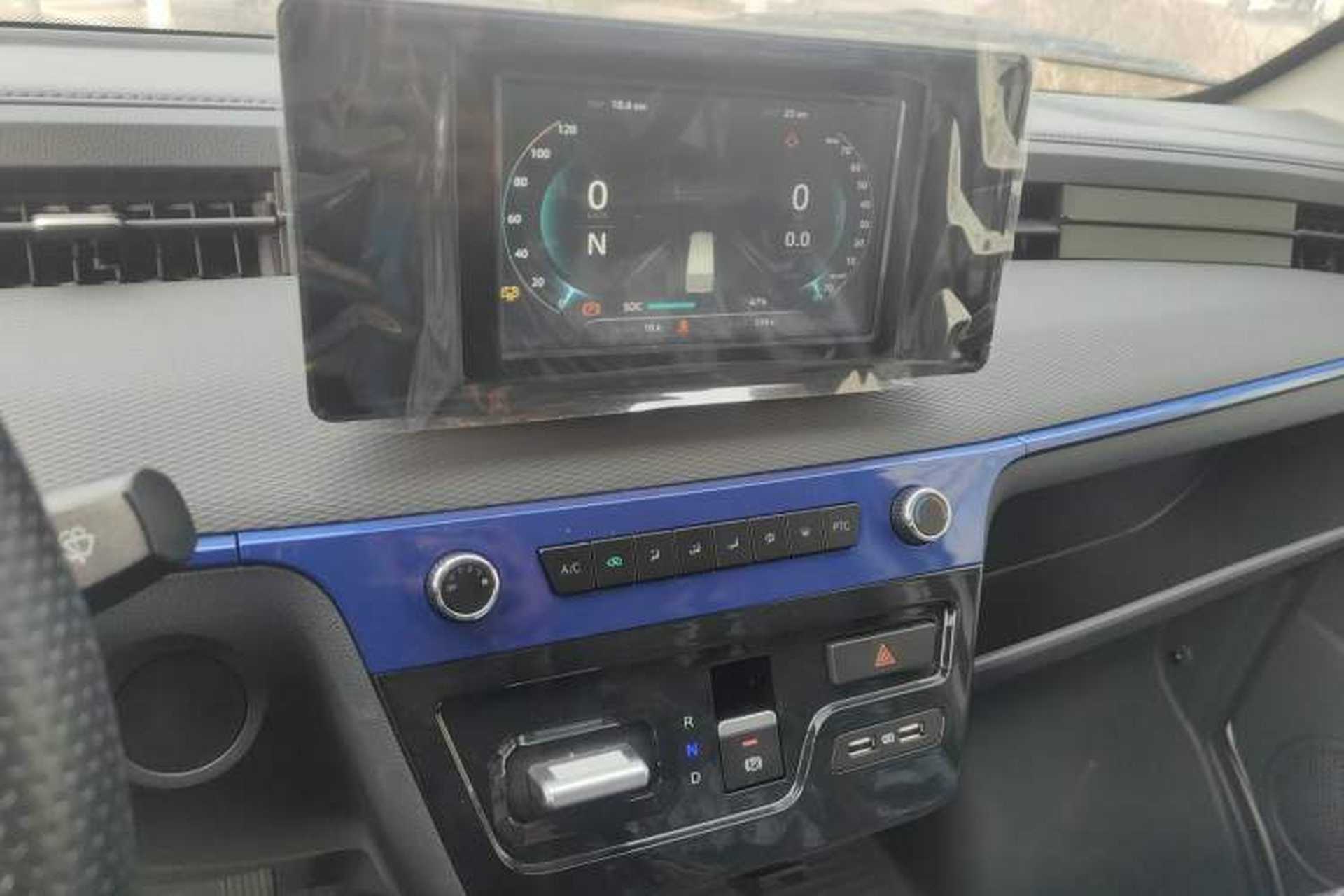 Used Dongfeng Yufeng EM27 2024 EM27L Eves Power 41.86 kWh Audio And AC Panel
