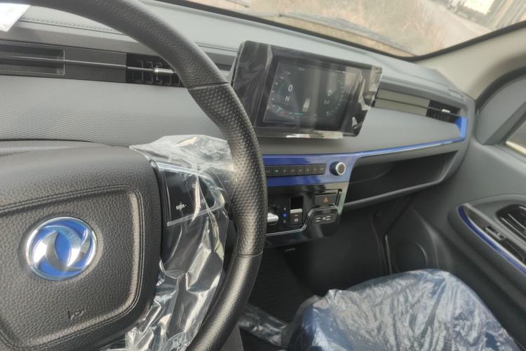 Used Dongfeng Yufeng EM27 2024 EM27L Eves Power 41.86 kWh Center Console