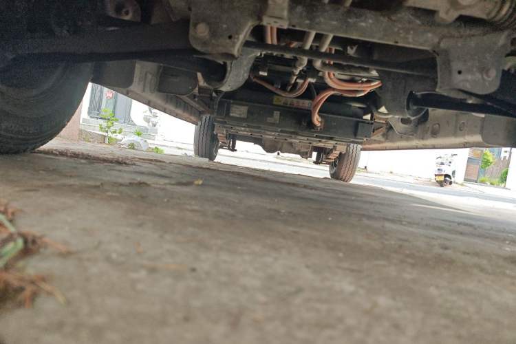 Used Dongfeng Yufeng EM27 2024 EM27 EVE Energy 41.86 kWh Chassis Front