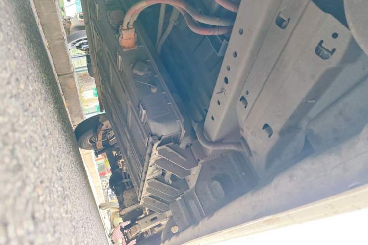 Used Dongfeng Yufeng EM27 2024 EM27L BYD CATL 41.86 kWh Chassis Front Left