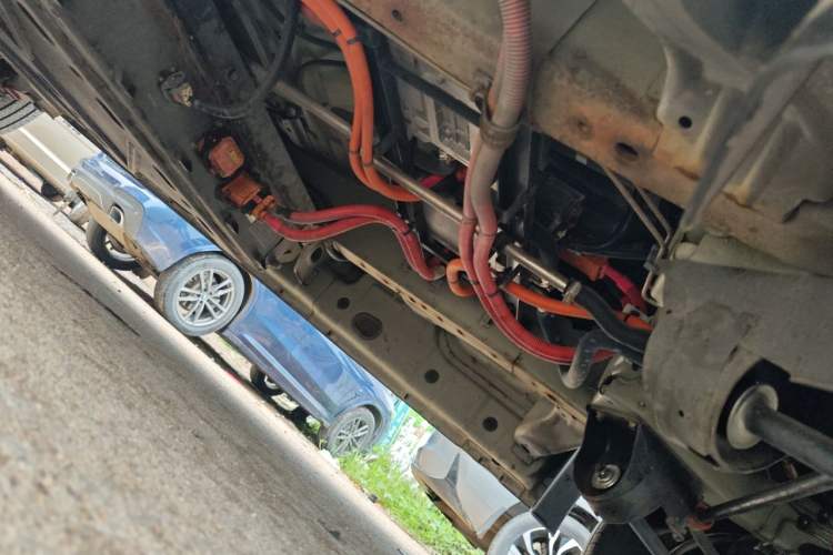 Used Dongfeng Yufeng EM27 2024 EM27 Henan Lithium Power 41.472 kWh Chassis Front Right