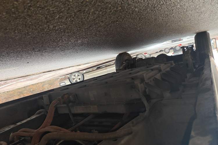 Used Dongfeng Yufeng EM27 2024 EM27L Eves Power 41.86 kWh Chassis Front Right