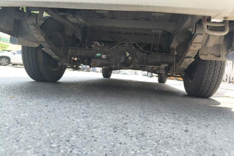 Used Dongfeng Yufeng EM27 2024 EM27 EVE Energy 41.86 kWh Chassis Rear